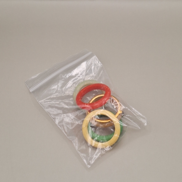 Vintage Avon Color Go Round Interchangeable Lucite Band Ring Full Set –Sz 7- 70s - Picture 14 of 16